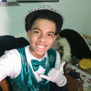 Meet your Posher, Cesar martin